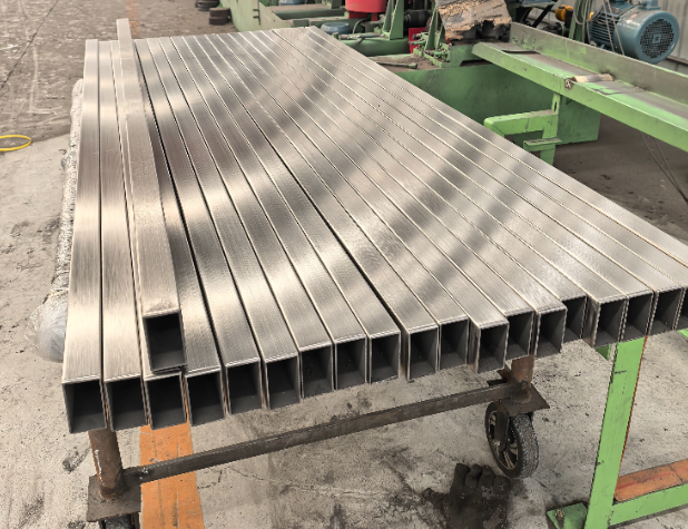 宝山方管 矩形管 无缝方管生产厂家